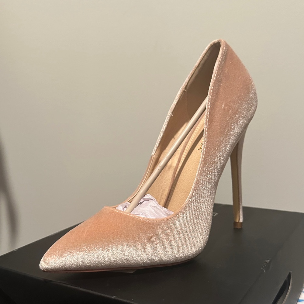 Liliana Blush Velvet Heels